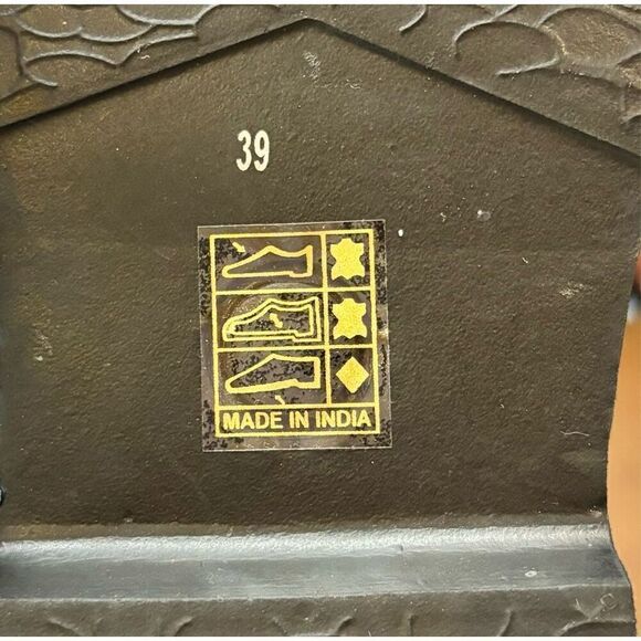 Free People Atlas Chelsea Leather Boots in Brown NWOB Size EU 39 or US 8 1/2 - Picture 8 of 8